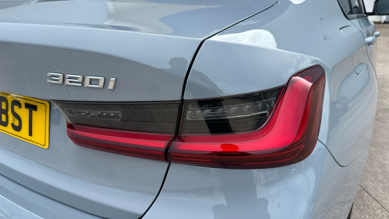 BMW 3 Series 320i M Sport 4dr Step Auto Petrol Saloon